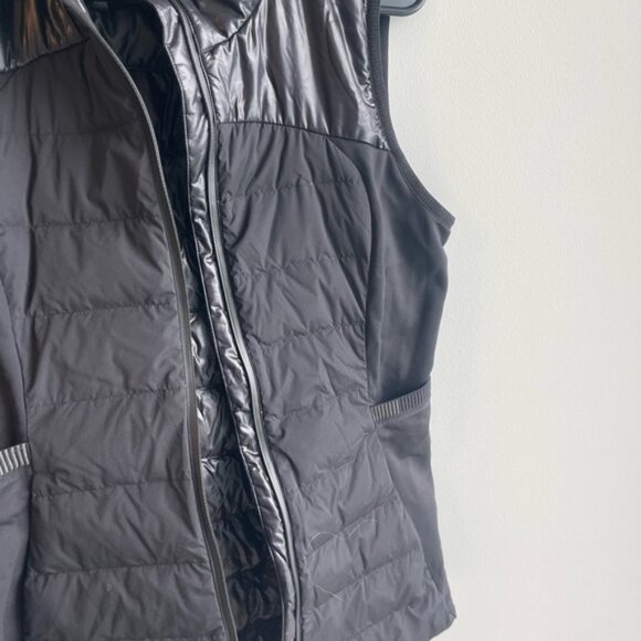 Lululemon Down for it All Black Puffer Vest - Picture 4 of 8